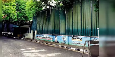 போயஸ் கார்டனில் சசிகலா கட்டும் புதிய வீடு? வேதா நிலையத்தை விட பெரியதா?