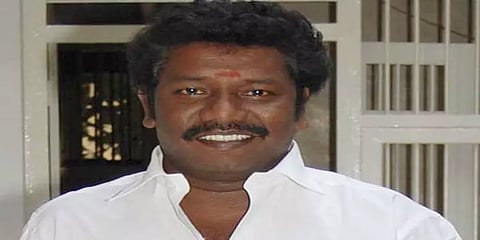 இருமொழிக் கொள்கை ஏமாற்றுக் கொள்கை : கருணாஸ்