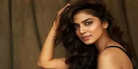 மக்கள் பிரச்னைக்கு குரல் கொடுக்கும் மாளவிகா மோகனன்!