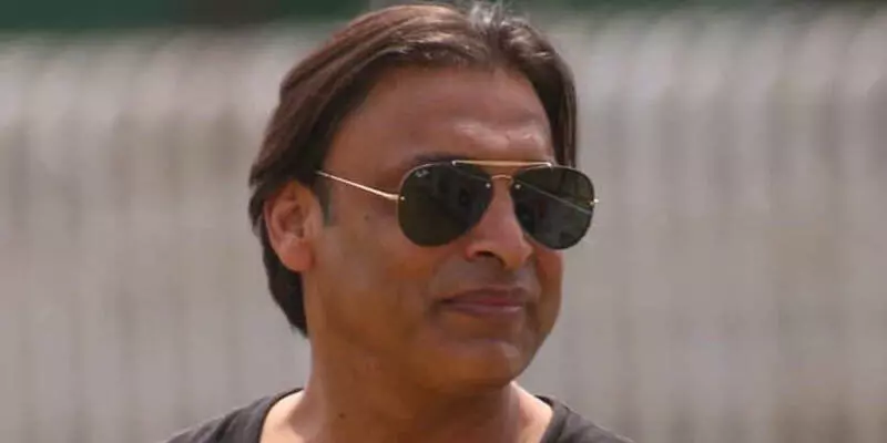 'யுவராஜ் சிங்கின் முதுகை உடைத்தேன்’ - நினைவுகளை பகிர்ந்த ஷோயப் அக்தர்