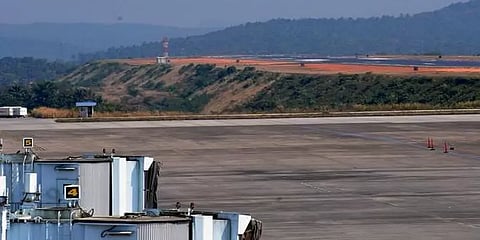 கோழிக்கோடு விமான ஓடுபாதை பாதுகாப்பற்றது : 9 ஆண்டுகளுக்கு முன்பே எச்சரித்த நிபுணர்!