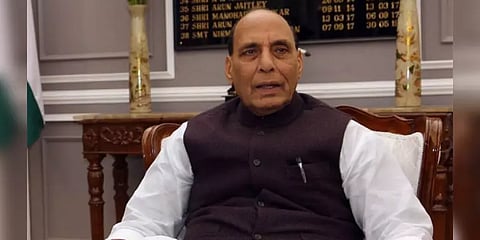 பாதுகாப்பு துறையில் 101 பொருட்களின் இறக்குமதிக்கு தடை : ராஜ்நாத் சிங்