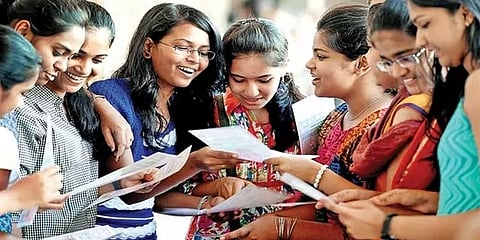 இன்று வெளியாகிறது பத்தாம் வகுப்பு தேர்வு முடிவுகள்