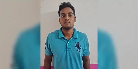 வயிற்றில் நீர்கட்டி என மகள் சொன்னதை நம்பிய பெற்றோர்.. மருத்துவரிடம் சென்ற போது அதிர்ச்சி!