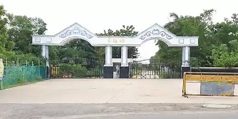 பேச மறுத்த காதலி... - சென்னையில் தூக்கிட்டு தற்கொலை செய்துகொண்ட நேபாளி இளைஞர்