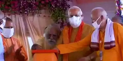 பிரதமருடன் மேடையில் பங்கேற்றிருந்த ராமர் கோயில் அறக்கட்டளை நிர்வாகிக்கு கொரோனா