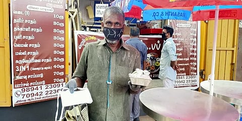 மூடப்பட்ட திரையரங்கம்: ஊழியர்களுக்கு உணவகம் அமைத்துக் கொடுத்த திரையரங்க உரிமையாளர்