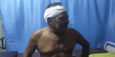 மதுரை: நடைபயிற்சி சென்ற முதியவரை கத்தியால் தாக்கி செல்போன் பறிப்பு