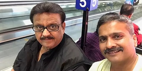 ”என் தந்தை உடல்நிலை சீராக உள்ளது..வதந்திகளை நம்பவேண்டாம்” – எஸ்.பி.பி சரண்