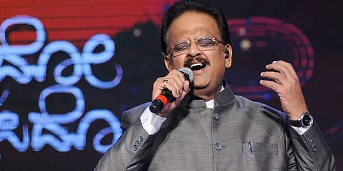 போதும் விஷமிகளே.. இனிமேலும் இப்படியொரு இழிசெயல் வேண்டாம்.. மீண்டு வரட்டும் நமது எஸ்.பி.பி!