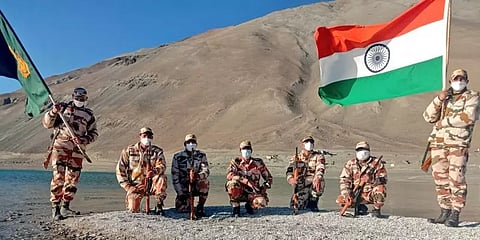 லடாக்கில் சுதந்திர தினத்தை கொண்டாடிய இந்திய-திபெத் எல்லைப் படையினர்!