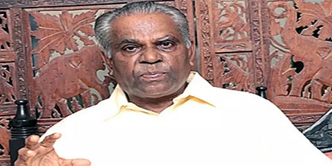 ”இந்தி பேசும் மாநிலங்கள் நம் வரிப்பணத்தில்தான் வாழ்கிறார்கள்”- முன்னாள் ஐ.ஏ.எஸ் தேவசகாயம்!