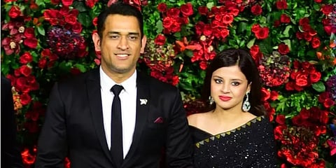 எவ்வளவு கண்ணீரை கட்டுப்படுத்தி இருப்பீர்கள் என்று அறிவேன் – தோனியின் மனைவி சாக்ஷி