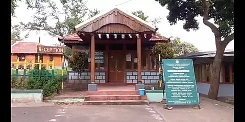 வெறிச்சோடி காணப்படும் டாப்சிலிப்.. கோரிக்கை விடுக்கும் சுற்றுலா பயணிகள்