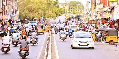 தமிழகத்தில் கொரோனா பாதிப்பு குறைவான பகுதிகளில் செப்.1 முதல் பேருந்துகள் இயக்கம்?