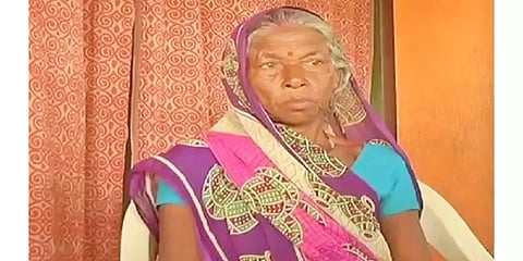 65 வயது பெண்ணுக்கு 18 மாதங்களில் 8 குழந்தைகள் - அதிர்ச்சி தரும் அரசு பதிவு