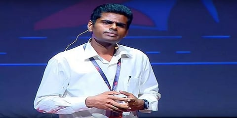 பாஜகவில் இணைந்தார் முன்னாள் ஐபிஎஸ் அதிகாரி அண்ணாமலை