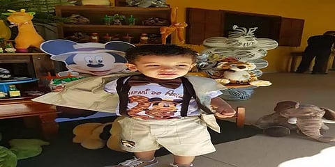 பிரேசிலில் நீச்சல் குளத்தில் மூழ்கிய நண்பனை காப்பாற்றிய 3 வயது சிறுவன்