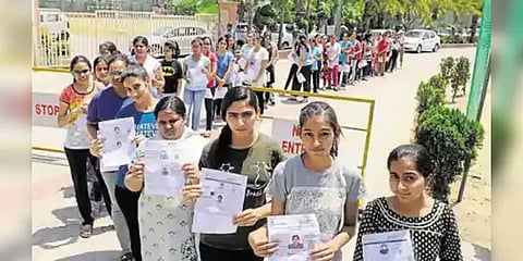 நீட் தேர்வுக்கு விண்ணப்பித்தவர்களின் எண்ணிக்கை தமிழகத்தில் 12.41% சரிவு!