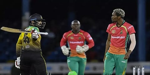 வெஸ்ட் இண்டீஸ் வீரரை தாக்க முயன்ற பாகிஸ்தான் கிரிக்கெட் வீரர் - வைரலாகும் வீடியோ !