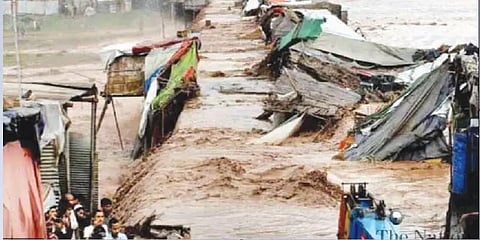 ஆப்கானிஸ்தானில் கடும் வெள்ளப்பெருக்கு.. 70-க்கும் அதிகமானோர் உயிரிழப்பு