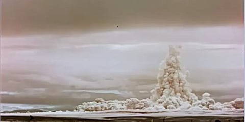 உலகின் மிகப்பெரிய அணு குண்டுவெடிப்பு காட்சிகள்... வீடியோ வெளியிட்டு அதிரவைத்த ரஷ்யா