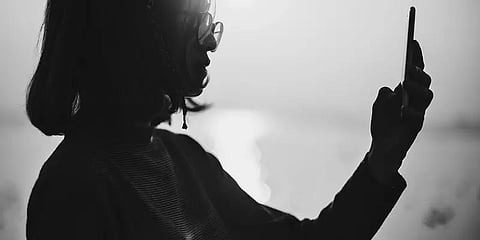 தற்கொலை செய்து கொள்வேன் என இங்கிலாந்து பிரதமருக்கு மெயில் அனுப்பிய டெல்லி பெண்...!