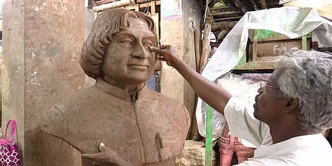 சுடு மண்ணிலே கலை வண்ணம் கண்ட டெரக்கோட்டா சிற்பி முனுசாமி