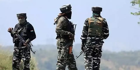 ஜம்மு காஷ்மீரில் 3 தீவிரவாதிகள் சுட்டுக்கொலை..!