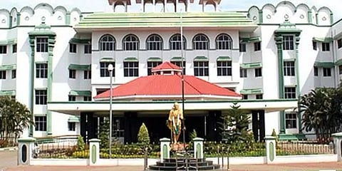 பண மதிப்பிழப்பா? பண மதிப்புக் குறைப்பா? குழம்பிய தேர்வாணையம்! அதிருப்தியடைந்த நீதிமன்றம்