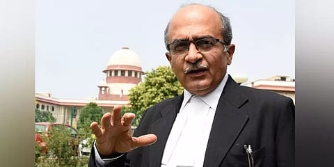 குற்றவாளியாக அறிவிக்கப்பட்ட பிரசாந்த் பூஷண்: நாளை தண்டனை அறிவிப்பு !