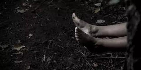 இயற்கை உபாதை கழிக்கச்சென்ற புதுமணப் பெண் பாலியல் வன்கொடுமை செய்யப்பட்டு கொலை !