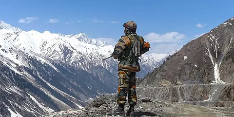 இந்திய எல்லையான லடாக்கில் சீன ராணுவம் மீண்டும் அத்துமீறல்!