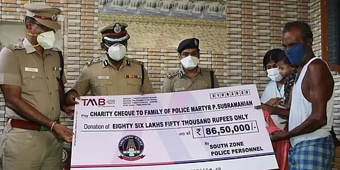 வெடிகுண்டு வீசி கொல்லப்பட்ட காவலர் குடும்பத்திற்கு 86.5 லட்சம் நிதியுதவி வழங்கிய காவலர்கள்