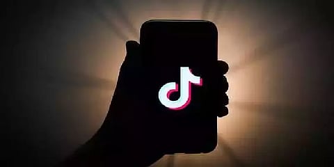 அமெரிக்காவில் டிக்டாக்கை வாங்கப்போகும் நிறுவனம் எது? நாளை முடிவு வெளியாக வாய்ப்பு..!