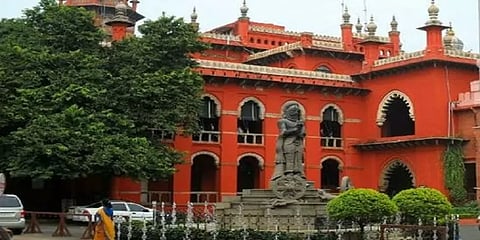 மணல் கடத்தல் வழக்கில் சிக்கினால் முன் ஜாமீன் கிடையாது - சென்னை உயர்நீதிமன்றம்