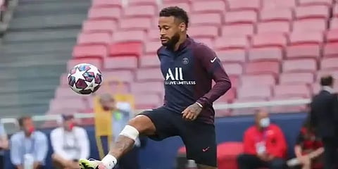 பிரபல கால்பந்து வீரர் நெய்மருக்கு கொரோனா