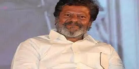 "எனக்கு கல்விப் பிச்சை அளித்தவர்கள் "-ஆசிரியர்களின் அன்பில் உருகும் ராஜ்கிரண்