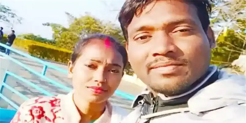 கர்ப்பமாக இருந்த மனைவியை, தேர்வு எழுத 1200 கி.மீ தூரம் ஸ்கூட்டரிலேயே அழைத்துச் சென்ற கணவர்