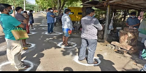 கொரோனா விதிமுறைகளை மீறுவோரிடம் அபராதம் வசூலிப்பது யார்? - பொதுசுகாதாரத்துறை விளக்கம்