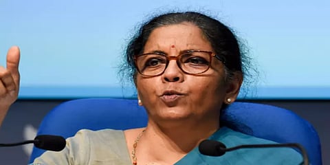 வங்கி, ஏடிஎம்களில் பிராந்தியமொழிகளை தடுத்து நிறுத்தும் நோக்கம் இல்லை: நிர்மலா சீதாராமன்