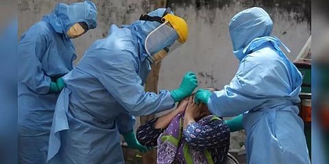 தமிழகத்தில் இன்று 5,776 பேருக்கு கொரோனா : 5,930 பேர் டிஸ்சார்ஜ்