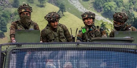 'இந்திய ராணுவம் எல்லைத் தாண்டி தாக்குதல்' – சீனா குற்றச்சாட்டு