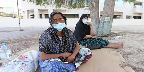 தங்க இடமில்லை ... உணவில்லை... வேலையில்லை... இலங்கையில் இருந்து துபாய் வந்தவர்களுக்கு உதவி