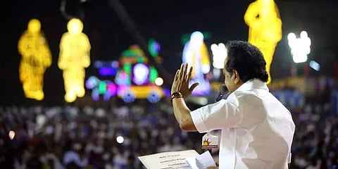 மு.க.ஸ்டாலினை முதல்வராக்க சூளுரை; திமுக பொதுக்குழுவில் தீர்மானம் நிறைவேற்றம்!