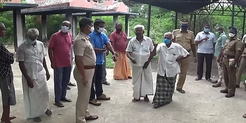 இறந்தவரை தகனம் செய்த இடத்தில் எரிந்த நிலையில் இளைஞரின் உடல்!