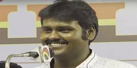 “எனக்கு எங்க அப்பா கிங் ஆக இருக்க தான் ஆசை” - விஜய பிரபாகரன்