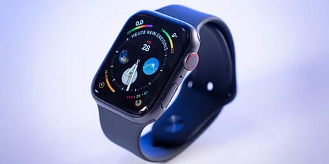 ரத்தத்தில் ஆக்ஸிஜன் அளவை அறியும் வசதி - புதிய ஆப்பிள் ஸ்மார்ட் வாட்ச் அறிமுகம்