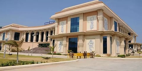 தமிழக சட்டப்பேரவை கூட்டத் தொடர்.... 3 நாளில் நடந்தது என்ன ?