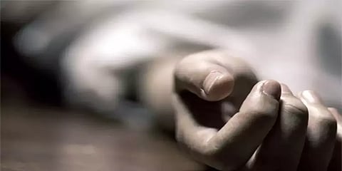 9ம் வகுப்பு பள்ளி மாணவன் தூக்கிட்டு தற்கொலை: ஆன்லைன் வகுப்பு காரணமா?